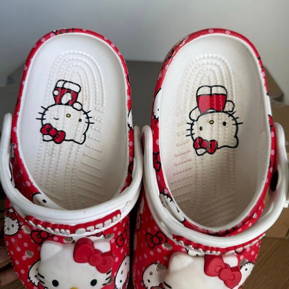 Crocs x Hello Kitty Big Girls Classic Clogs Kids Sandals - SZ 1 Y - Picture 9 of 12